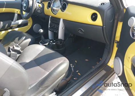 2005 Mini Cooper S from USA, damaged, VIN WMWRH33595TF84302